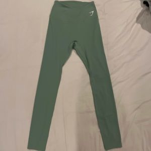 Cute, trendy, and brand new Gymshark leggings
